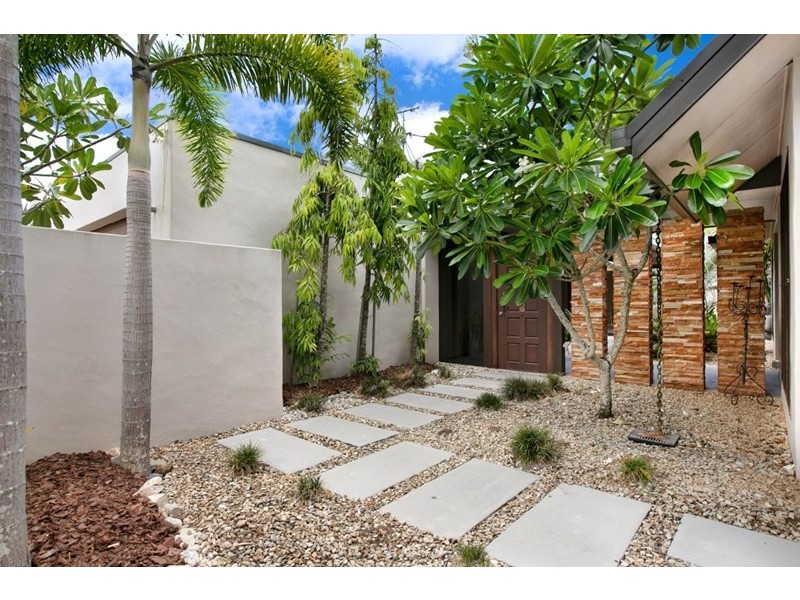 32 Reid Road, Wongaling Beach QLD 4852