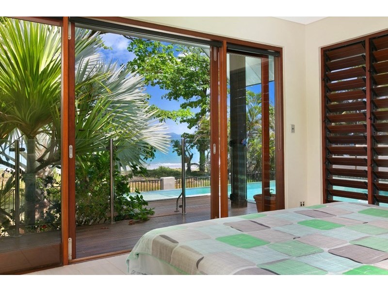 32 Reid Road, Wongaling Beach QLD 4852