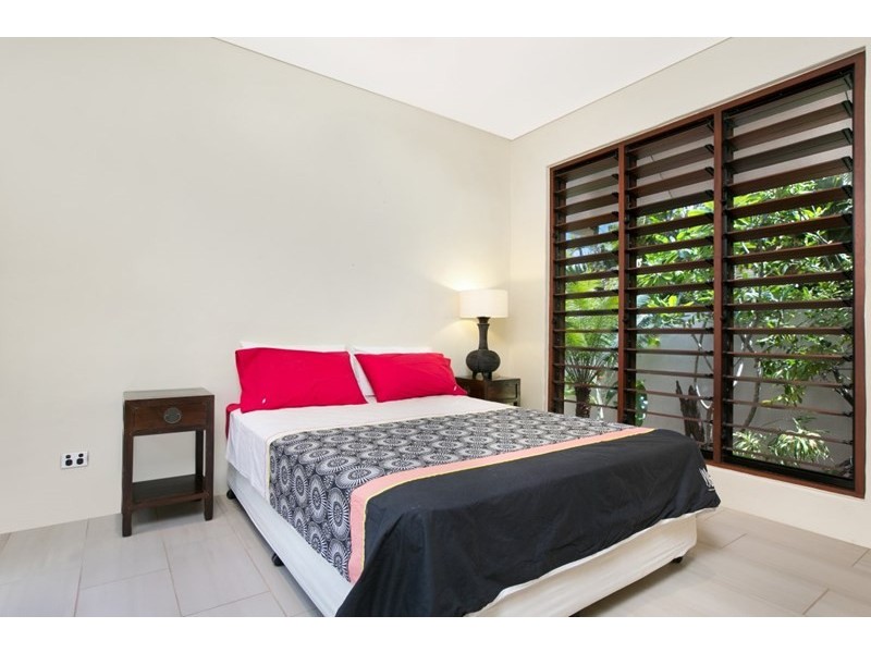 32 Reid Road, Wongaling Beach QLD 4852
