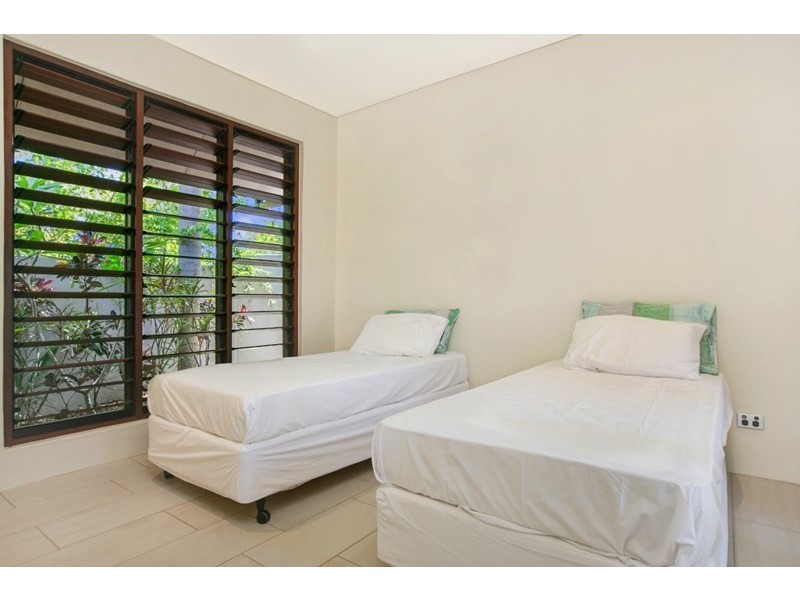32 Reid Road, Wongaling Beach QLD 4852