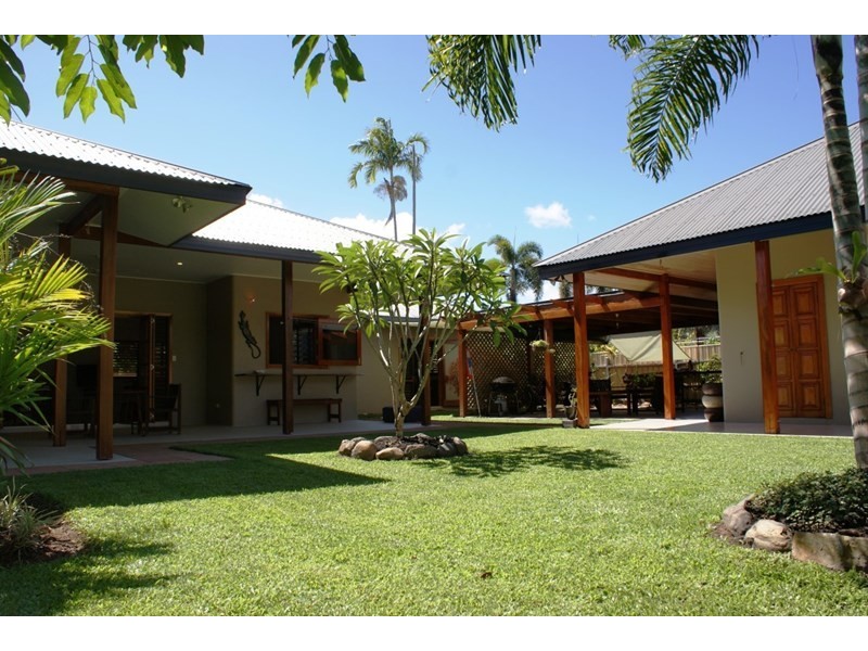 28 Holland Street, Wongaling Beach QLD 4852