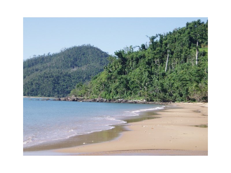 79 Holt Road, Garners Beach QLD 4852