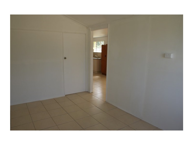 1/28 Trower Street, Tully QLD 4854