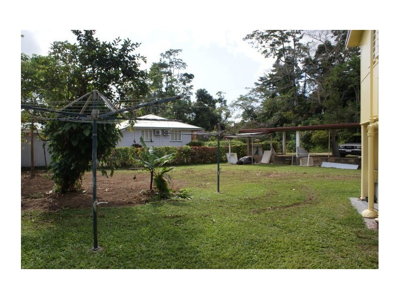 4/28 Trower Street, Tully QLD 4854