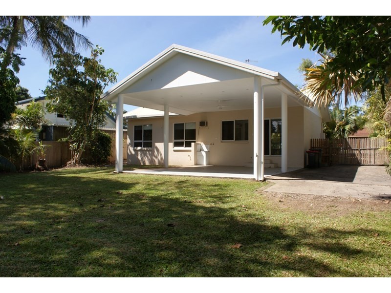 7 Holland Street, Wongaling Beach QLD 4852
