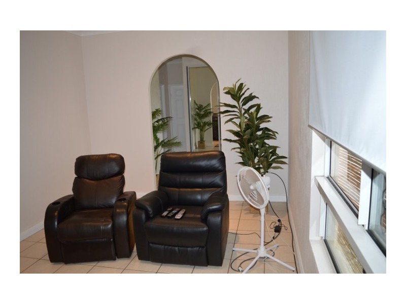 7 Holland Street, Wongaling Beach QLD 4852