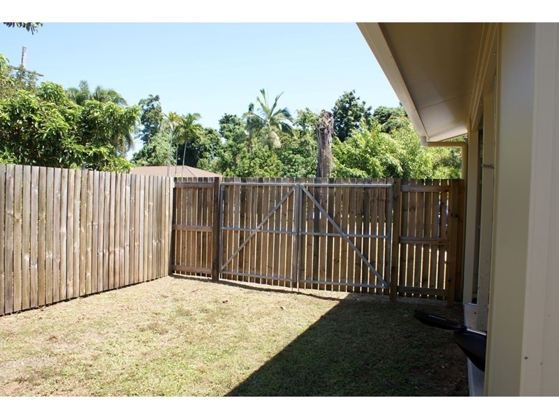 25 Casuarina Crescent, Mission Beach QLD 4852