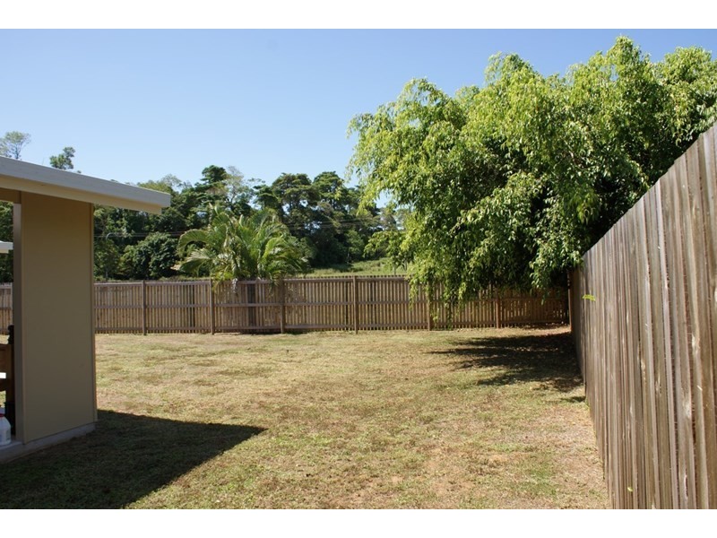 25 Casuarina Crescent, Mission Beach QLD 4852