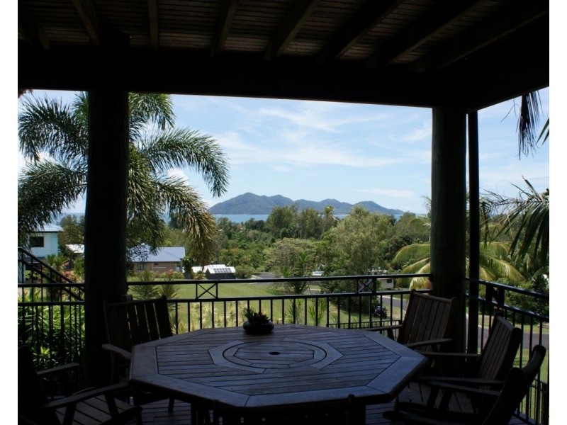 24 Dunkalli Crescent, Wongaling Beach QLD 4852