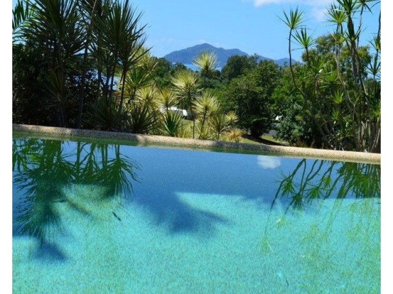 24 Dunkalli Crescent, Wongaling Beach QLD 4852