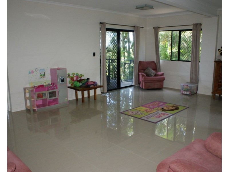 24 Dunkalli Crescent, Wongaling Beach QLD 4852