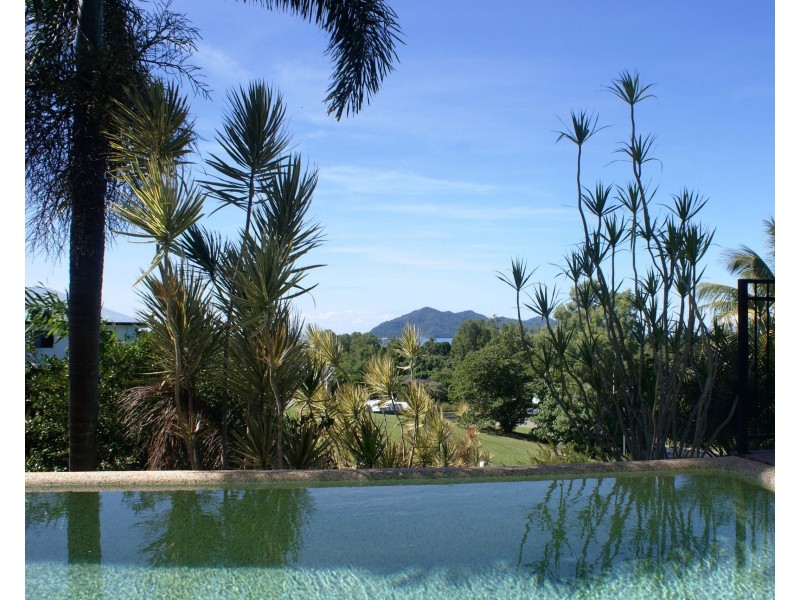 24 Dunkalli Crescent, Wongaling Beach QLD 4852