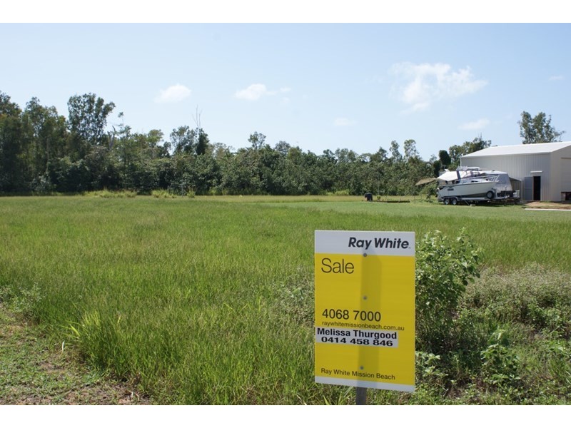 7 Nivosa Court, Mission Beach QLD 4852