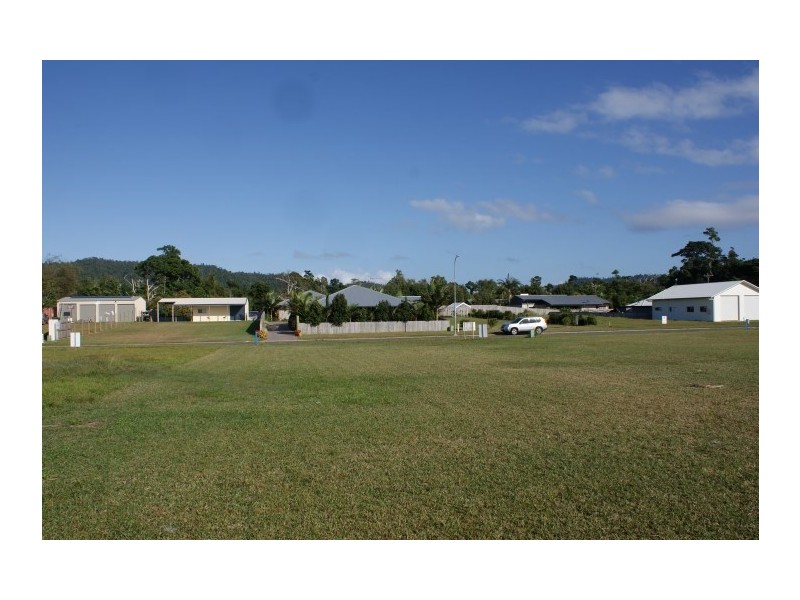 7 Nivosa Court, Mission Beach QLD 4852