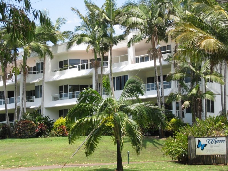 Wongaling Beach QLD 4852