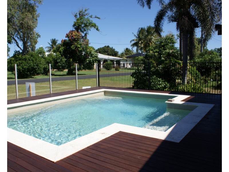 29 Luff Street, Hull Heads QLD 4854