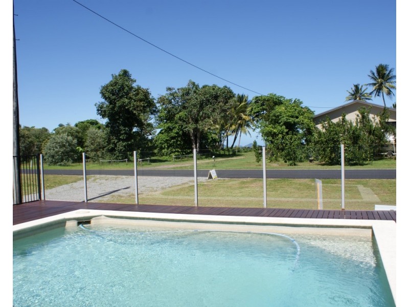 29 Luff Street, Hull Heads QLD 4854
