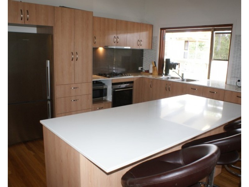 29 Luff Street, Hull Heads QLD 4854