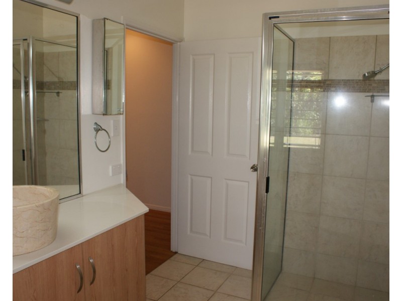 29 Luff Street, Hull Heads QLD 4854