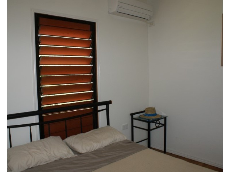 29 Luff Street, Hull Heads QLD 4854