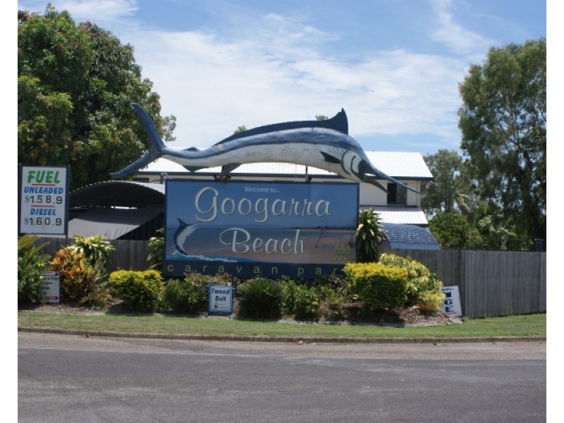 29 Luff Street, Hull Heads QLD 4854