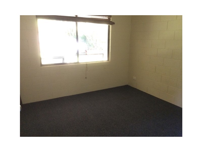 16 Casuarina Crescent, Mission Beach QLD 4852