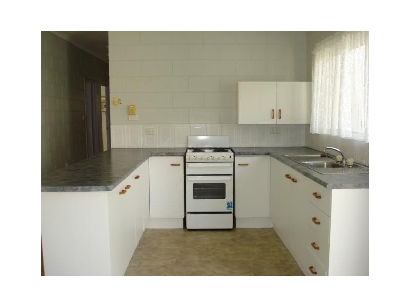 4 McNamara Street, Wongaling Beach QLD 4852