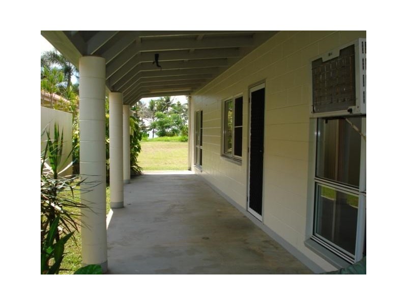 4 McNamara Street, Wongaling Beach QLD 4852