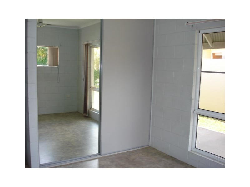 4 McNamara Street, Wongaling Beach QLD 4852