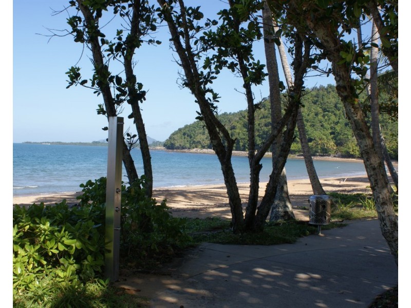 23 Pioneer Street, Bingil Bay QLD 4852