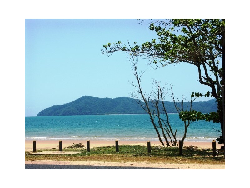 16 Riverside Tce., South Mission QLD 4852