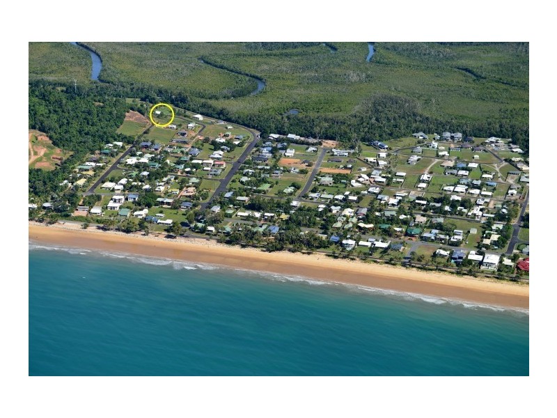 16 Riverside Tce., South Mission QLD 4852