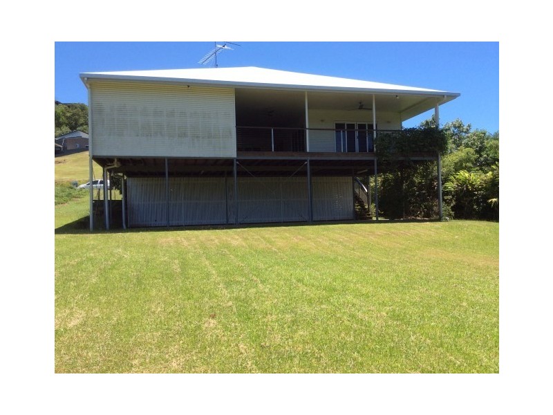 12 The Boulevard, South Mission QLD 4852