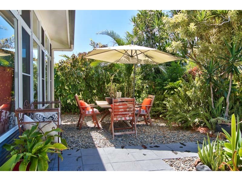 34 TAYLOR Street, Kurrimine Beach QLD 4871