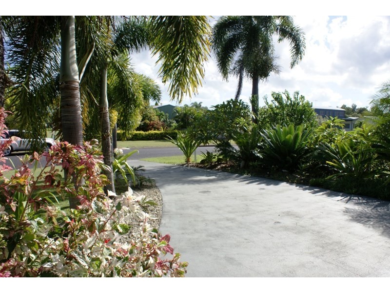 34 TAYLOR Street, Kurrimine Beach QLD 4871