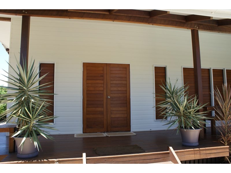 4 Southward Street, Mission Beach QLD 4852