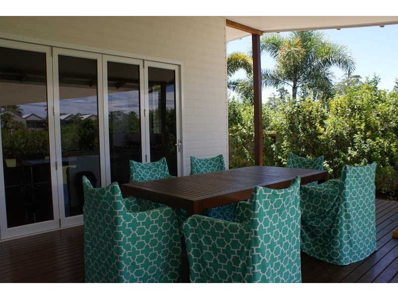 4 Southward Street, Mission Beach QLD 4852