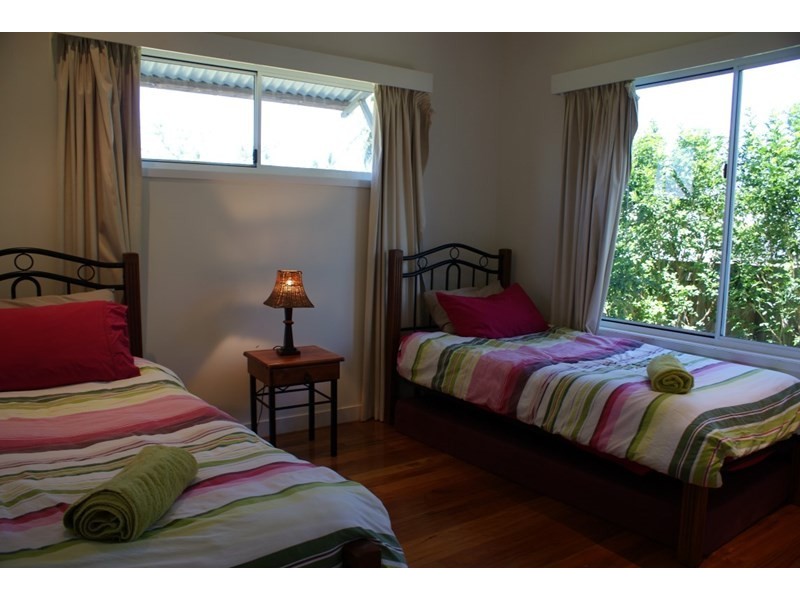 4 Southward Street, Mission Beach QLD 4852