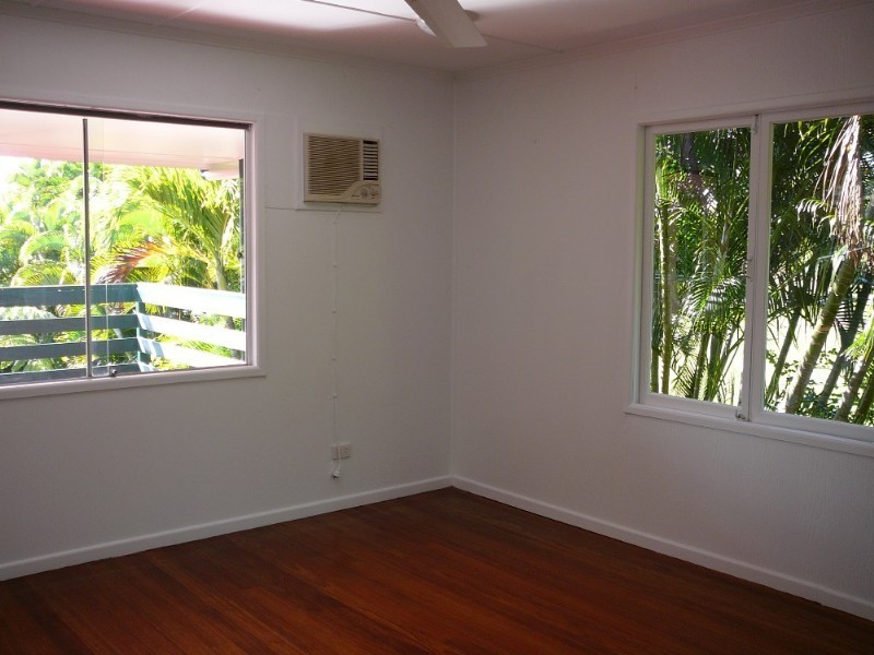 Mission Beach QLD 4852