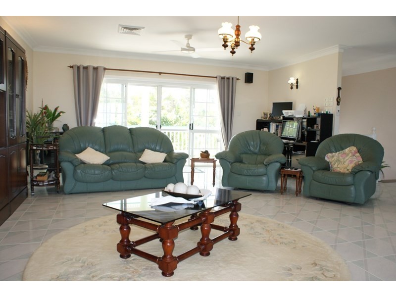 67 Taylor Street, Tully Heads QLD 4854