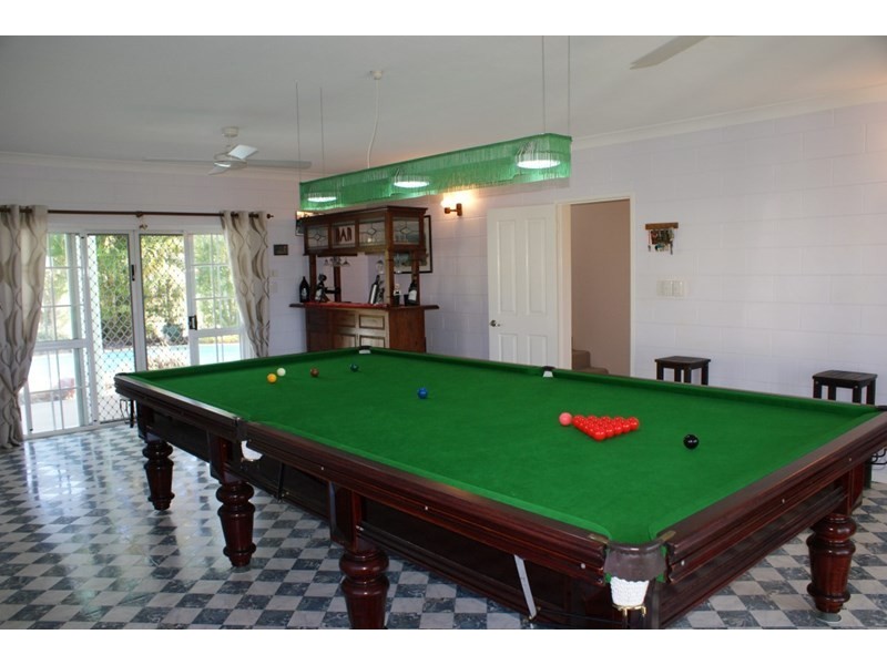 67 Taylor Street, Tully Heads QLD 4854