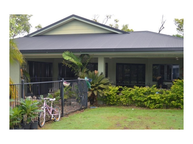 27 Seafarer Street, South Mission QLD 4852