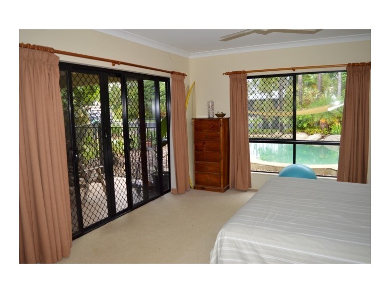 27 Seafarer Street, South Mission QLD 4852