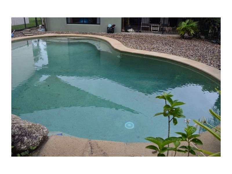 27 Seafarer Street, South Mission QLD 4852