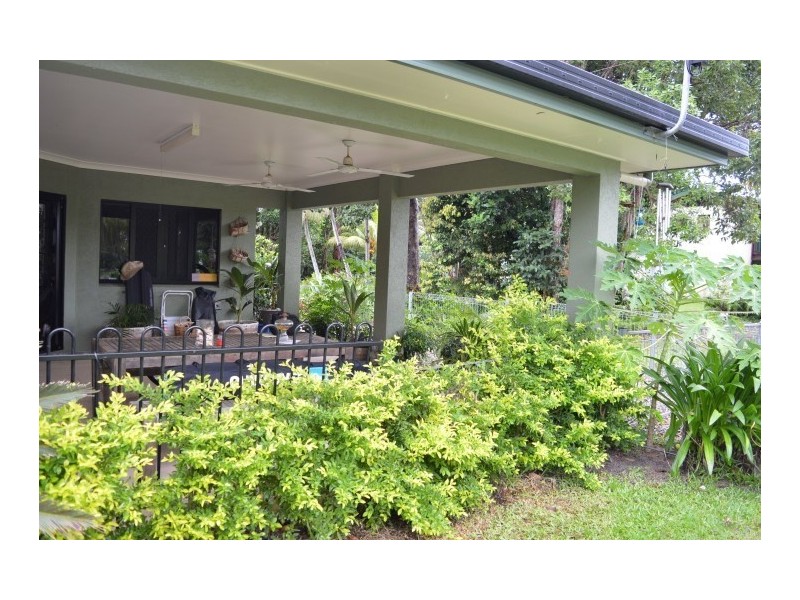 27 Seafarer Street, South Mission QLD 4852