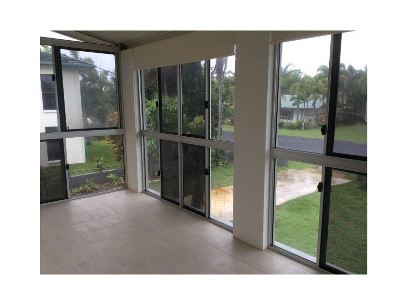 25 Holland Street, Wongaling Beach QLD 4852