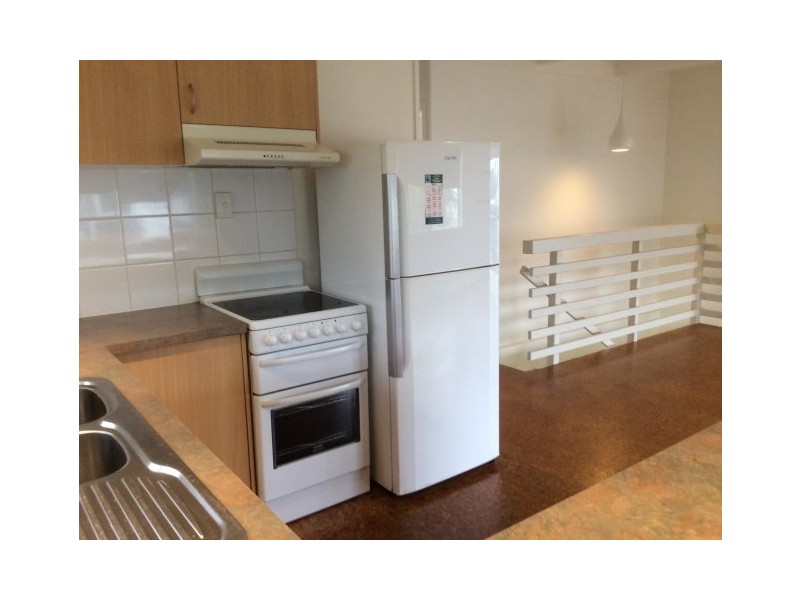 25 Holland Street, Wongaling Beach QLD 4852
