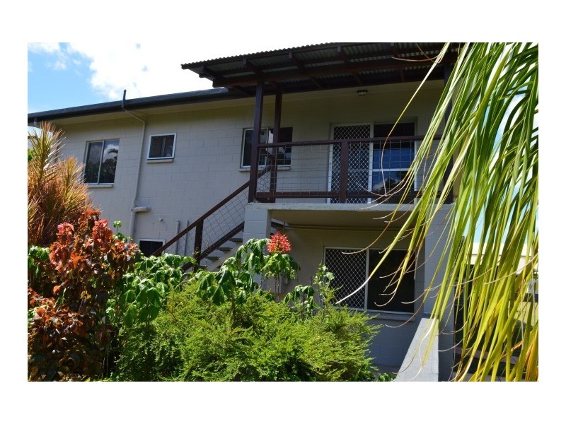 25 Holland Street, Wongaling Beach QLD 4852