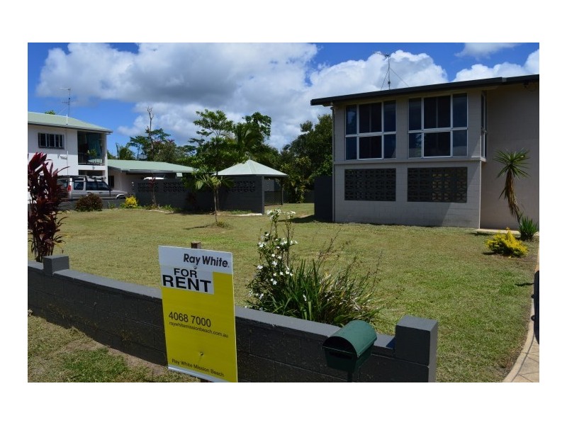 25 Holland Street, Wongaling Beach QLD 4852