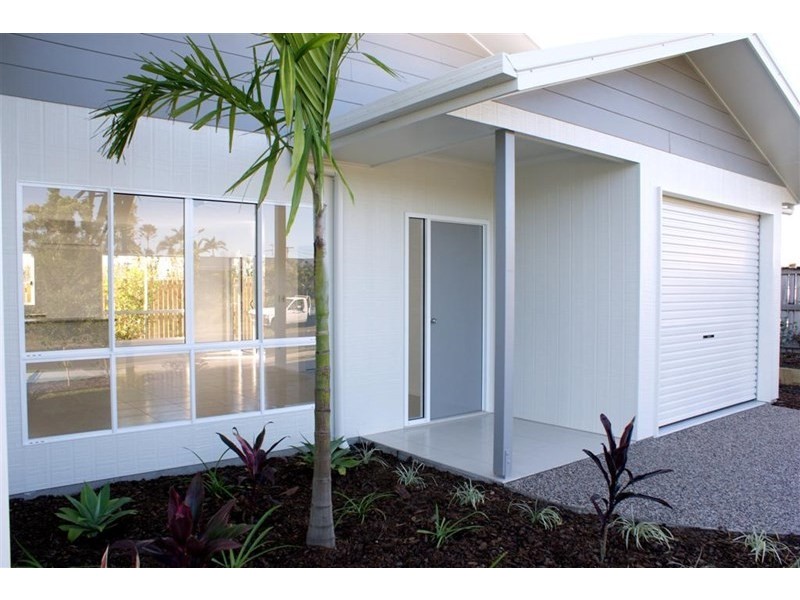 2 Shore Street, Wongaling Beach QLD 4852